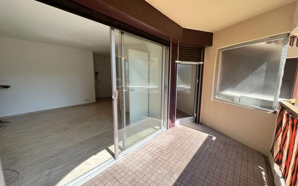 Appartement à vendre    1 pièce • 28,36 m2 Mandelieu-la-Napoule