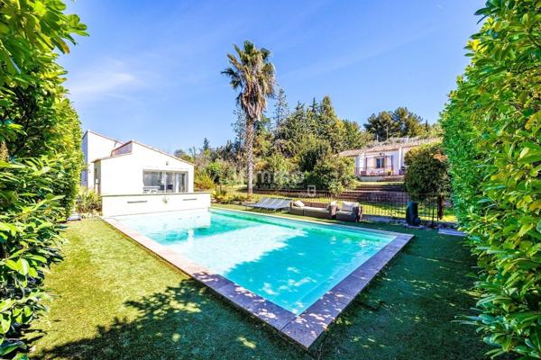 Terrain / Maison / Piscine / Pool House