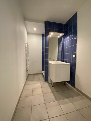 Appartement à vendre    2 pièces • 44,74 m2 Saint-Martin-d'Hères