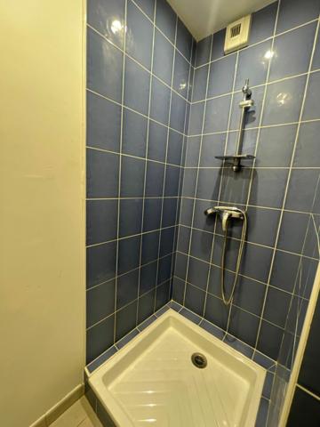 Appartement à vendre    2 pièces • 44,74 m2 Saint-Martin-d'Hères