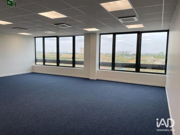Location bureaux 84 m² Chessy