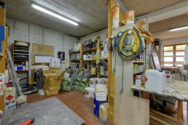 Atelier, bureau et Jardin