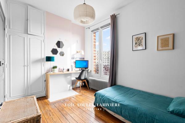 Suresnes (92150) Maison ancienne rénovée avec goût situé à proximité de la Gare de Suresnes-Mont Valérien