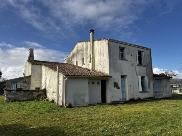 Maison charentaise Cozes 170 m²