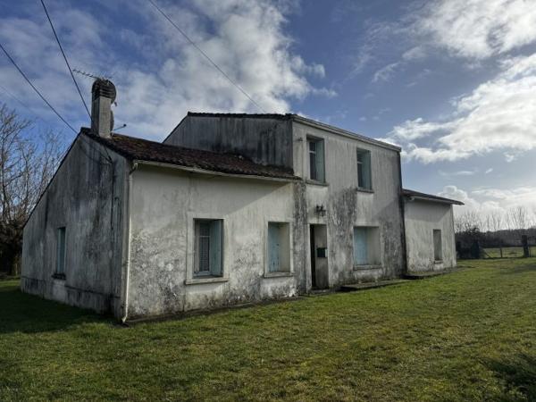 Maison charentaise Cozes 170 m²