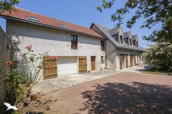 Maison à vendre |                                       Montlouis-sur-Loire |                                        10 pièces  |  230 m²