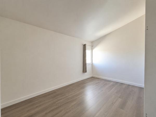 Maison
         3 pièces
        - 60 m² 259 000 € *
