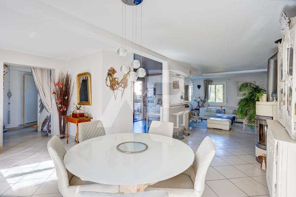 CHAVILLE - Maison familiale avec jacuzzi €1 050 000 ** - Référence 673-C
