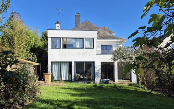 Maison à vendre    9 pièces • 240 m2 Redon