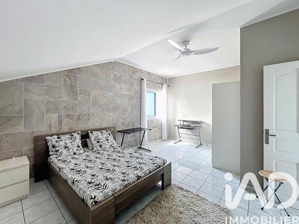 Maison à vendre 5 pièces 240 m² Saint-Pierre