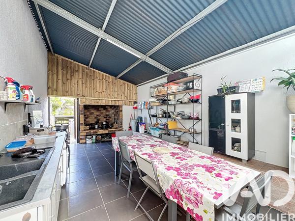 Maison à vendre 5 pièces 240 m² Saint-Pierre