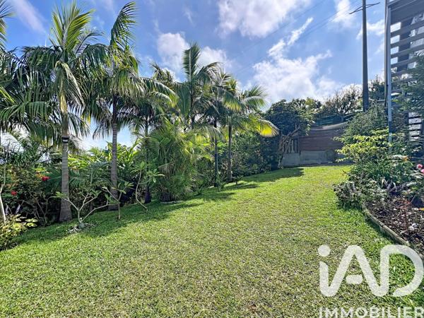 Maison à vendre 5 pièces 240 m² Saint-Pierre