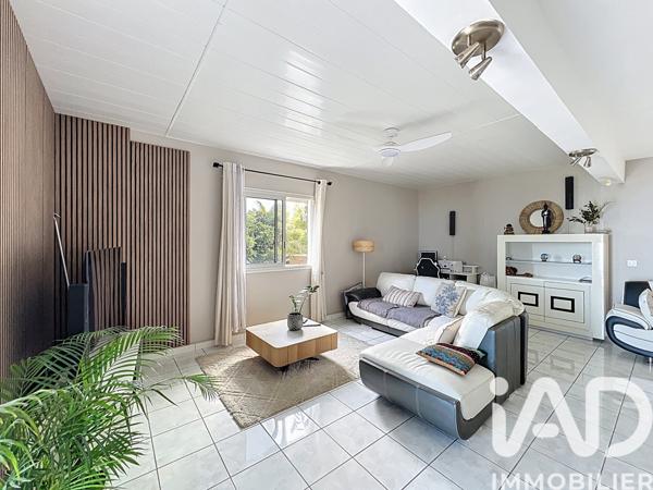 Maison à vendre 5 pièces 240 m² Saint-Pierre