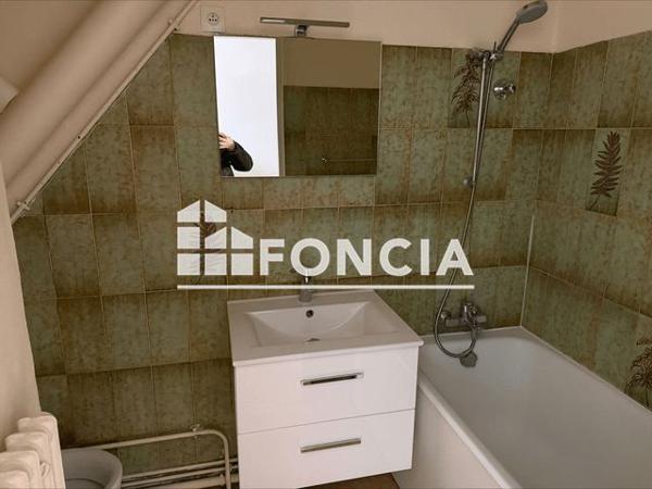 Location Appartement 3 pièces 60.29 m² - 51 AVENUE DE LA REPUBLIQUE Paris 75011