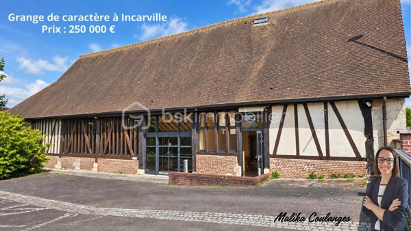 À VENDRE – Grange de caractère à Incarville – Beaux volumes et potentiel.

Vous recherchez un lieu de caractère pour concrétiser votre projet ? À Incarville, dans un environnement calme, à proximité des commodités et de l’accès à l’A13, découvrez cette grange actuellement utilisée comme salle de réception.

Avec environ 310 m² au sol et un étage, elle séduit par ses généreux volumes, sa superbe charpente apparente et son authentique four à pain.

Ses espaces modulables offrent de nombreuses possibilités d’aménagement : résidence principale, gîte, investissement locatif ou activité professionnelle. La faisabilité sera à étudier selon votre projet.

À l’extérieur, 8 places de stationnement complètent l’ensemble et facilitent l’accueil des visiteurs.

Un bien à découvrir pour apprécier ses volumes et imaginer votre futur aménagement.

Prix de vente : 250 000 €
Honoraires à la charge du vendeur.

Contactez-moi pour organiser une visite.
Malika Coulanges – BSK Immobilier
06 83 30 17 01