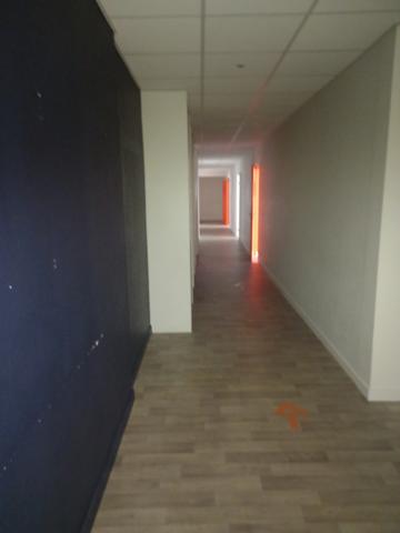 A LOUER PROCHE LIBERTE LOCAL PROFESSIONNEL EN EXCELLENT ETAT