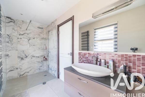 Maison à vendre 6 pièces 171,46 m² Brunstatt-Didenheim