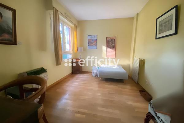Appartement 5 pièces - 105 m² Exclusivité efficity