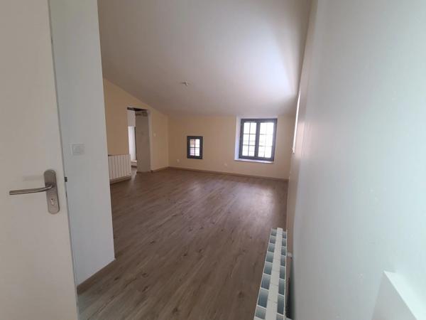 Location Appartement 3 pièces 74 m2 à Romans-sur-Isère