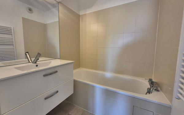 Appartement à louer    2 pièces • 43 m2 Chambourcy