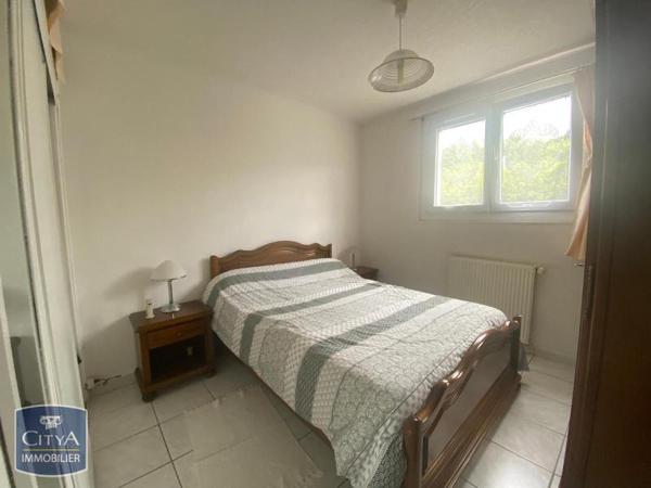 Appartement à louer 4 pièces 66.85m²