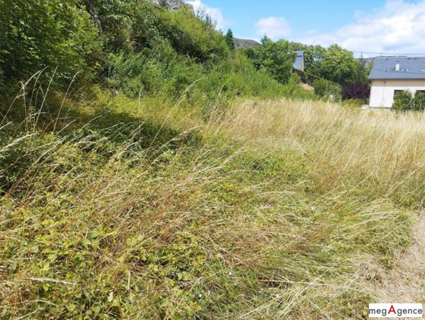 Terrain à MEYRUEIS, 48150 - 1250m²