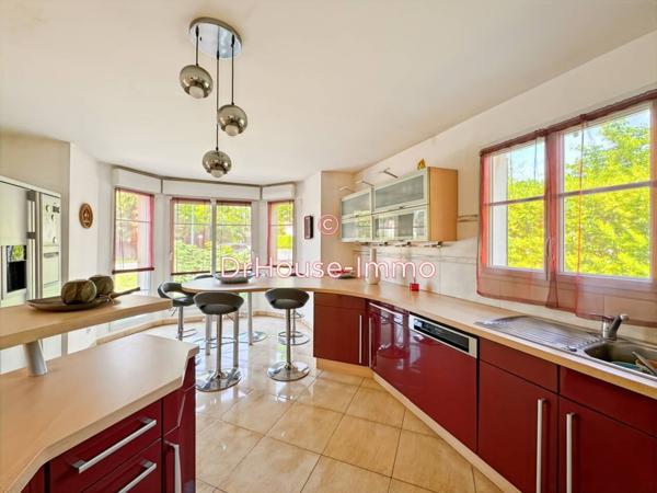 Maison à vendre 7 pièces de 194 m²