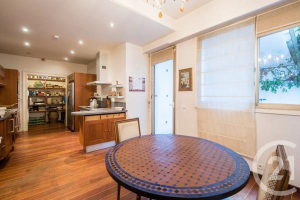 Appartement F5 à vendre  5 pièces - 158,03 m 2   NICE  - 06