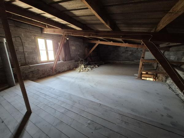 Maison 125 m2 - Jardin 300 m2 - Centre Morlàas.