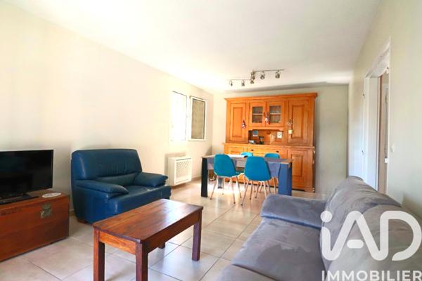 Maison à vendre 5 pièces 107 m² Saint-Cannat