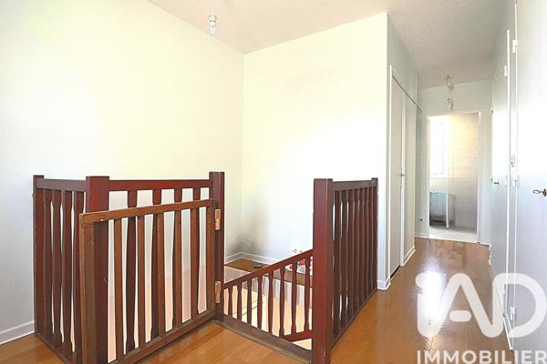 Maison à vendre 5 pièces 107 m² Saint-Cannat