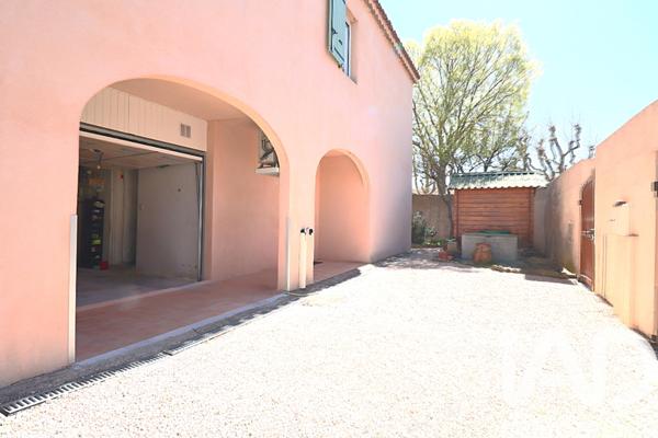 Maison à vendre 5 pièces 107 m² Saint-Cannat