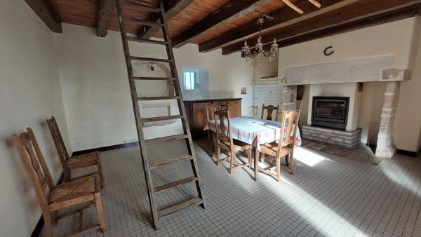 Maison et grange sur terrain de 1937m²