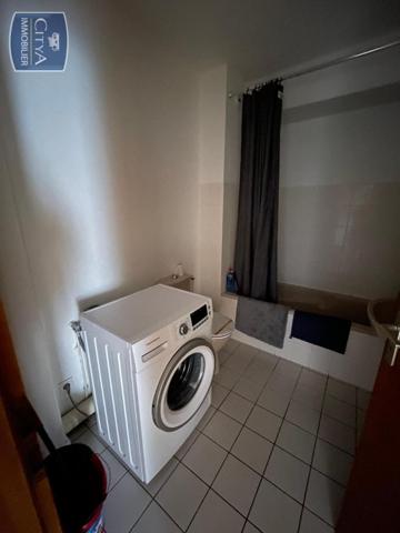 Appartement à louer 1 pièce 32.3m²