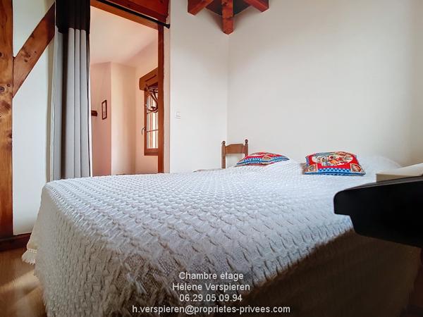 Maison Le Buisson De Cadouin 7 pièce(s) 180 m2 terrain de  686 m2