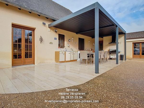 Maison Le Buisson De Cadouin 7 pièce(s) 180 m2 terrain de  686 m2