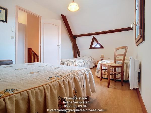 Maison Le Buisson De Cadouin 7 pièce(s) 180 m2 terrain de  686 m2