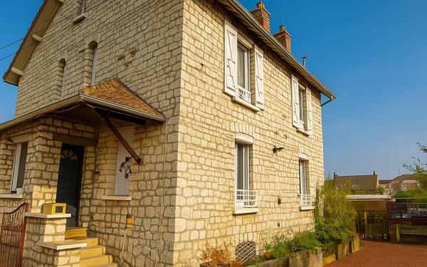 Maison à vendre    5 pièces •  Nemours