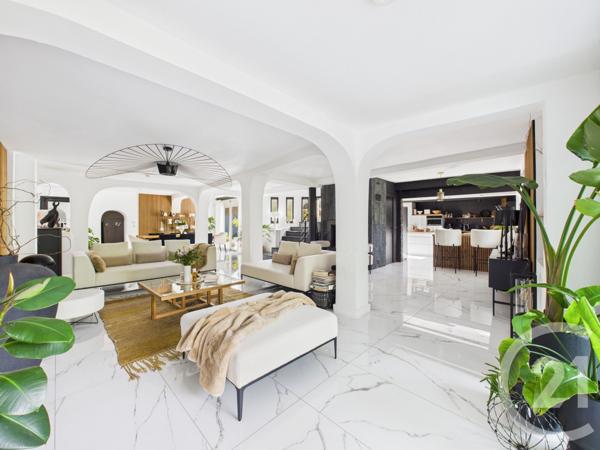 Maison à vendre  8 pièces - 286 m2 CHARTRES - 28