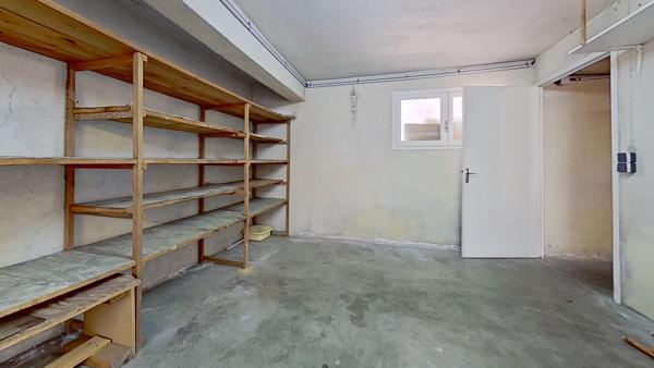 Maison
         4 pièces
        - 73 m² Exclusivité 130 000 € *