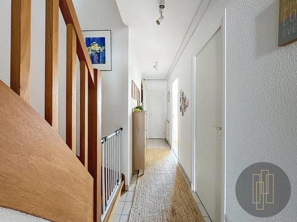 APPARTEMENT T3 A LOUER - VILLEFRANCHE SUR SAONE 82.25 m 2 | 960 € charges comprises par mois