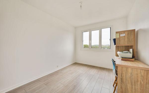 Appartement à vendre    4 pièces • 94,90 m2 Vigneux-sur-Seine