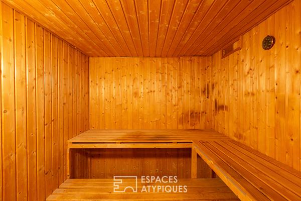 Grande maison entourée d’un parc arboré de près de 3ha