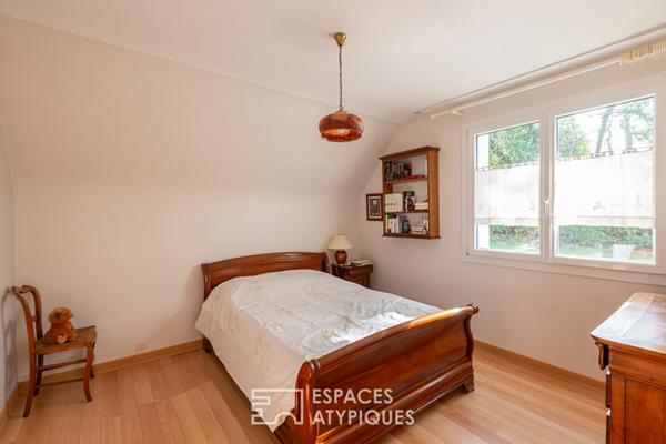 Grande maison entourée d’un parc arboré de près de 3ha