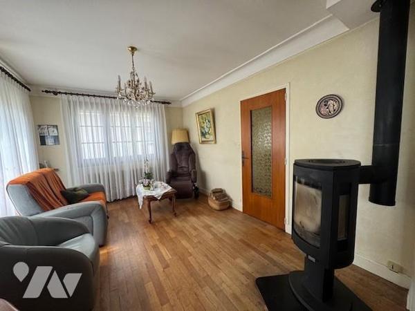 PAVILLON SUR SOUS-SOL