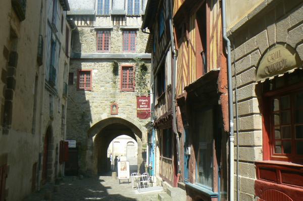 Location appartement Rennes : 576 € - AJP Immobilier Rennes Nord