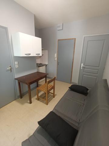 Studio meublé n°25 – 11,88 m² – 2ᵉ étage, Saint-Nazaire