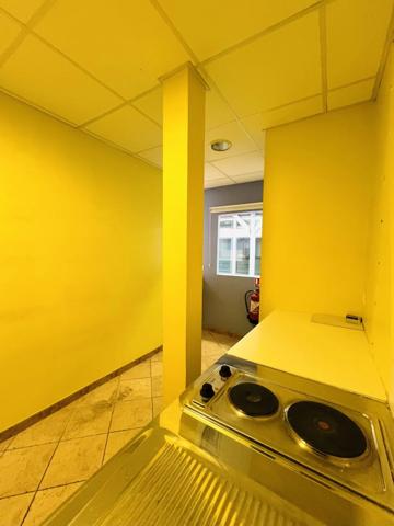 Location Local commercial 1 pièces 37 m2 à Saint-Germain-Lès-Corbeil