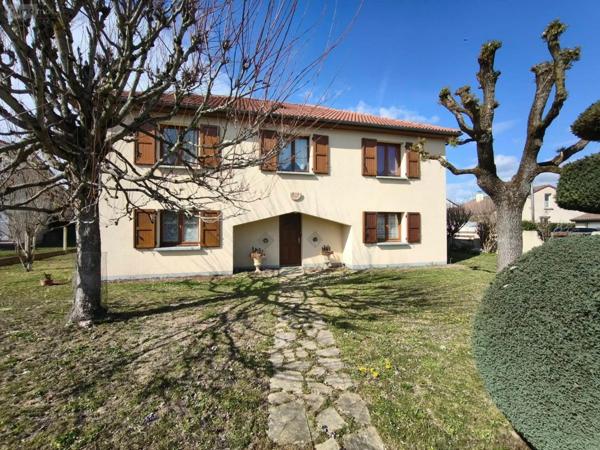 Maison à vendre à Aurillac dans le Cantal (15000), ref : 059-2058