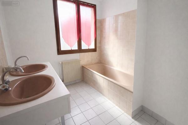 Maison à vendre à Aurillac dans le Cantal (15000), ref : 059-2058